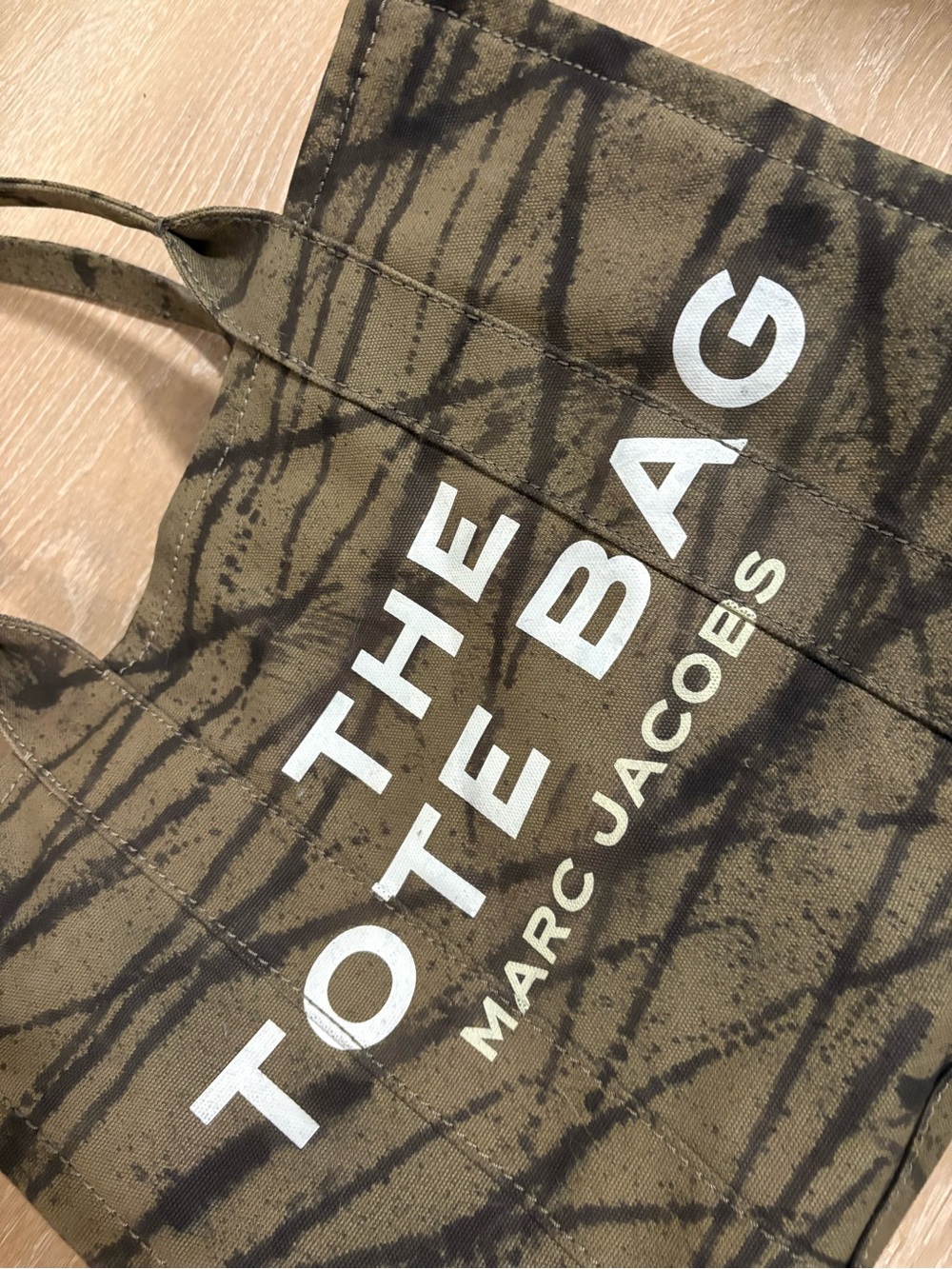 Large Marc Jacobs custom The Tote Bag w/ Watercolor Splatter - Picture 2 of 10